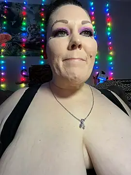 fatfabulous1981 online show from February 2026 02:08:01 AM