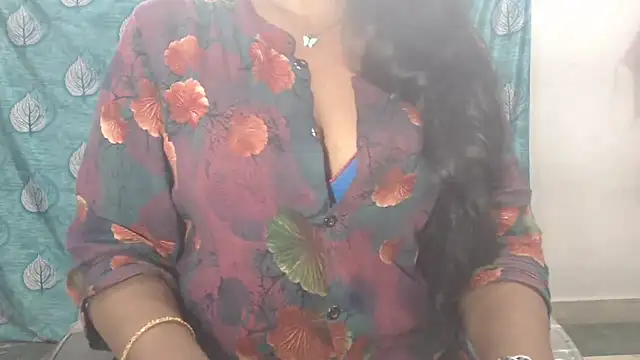 Sophia your online show from January 2026 05:03:01 AM