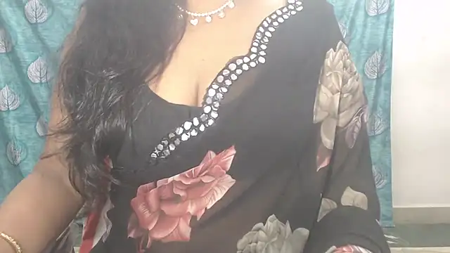 Sophia your online show from January 2026 05:00:01 AM