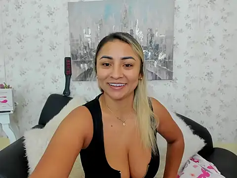 milf bigass  online show from February 2026 12:35:01 PM