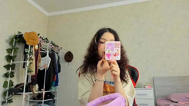 Snapshot of wastforu chatting on March 2025 08:06:02 AM wastforu online show from March 2025 08:06:02 AM