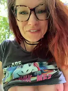 die-EinHORNY-WG online show from May 2026 11:52:01 AM