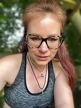 Snapshot of die-EinHORNY-WG chatting on June 2026 08:46:01 AM die-EinHORNY-WG online show from June 2026 08:46:01 AM