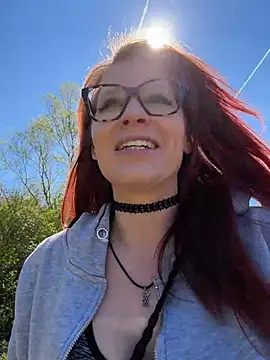 die-EinHORNY-WG online show from April 2026 10:11:01 AM