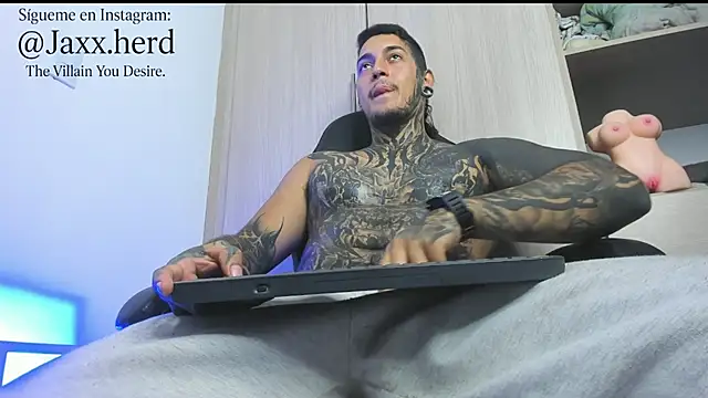 JAXXXONHERD online show from December 2025 08:25:01 PM