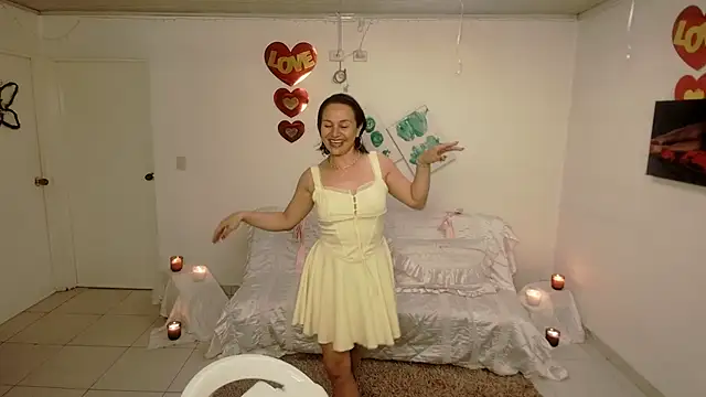 Snapshot of lollita_23_ chatting on May 2026 08:25:02 PM lollita 23 online show from May 2026 08:25:02 PM