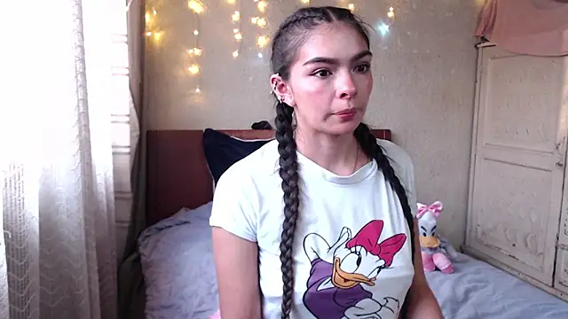 Snapshot of Dreams_sophi chatting on September 2025 10:14:02 PM Dreams sophi online show from September 2025 10:14:02 PM