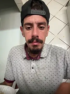 lukinha013 online show from March 2026 03:39:01 PM