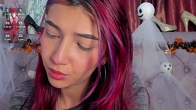 Snapshot of _Scarlett_01 chatting on October 2025 01:33:02 PM Scarlett 01 online show from October 2025 01:33:02 PM