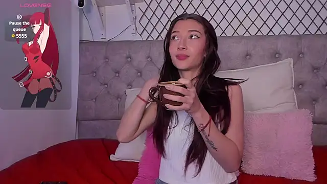 Snapshot of _Scarlett_01 chatting on February 2025 12:58:01 PM Scarlett 01 online show from February 2025 12:58:01 PM