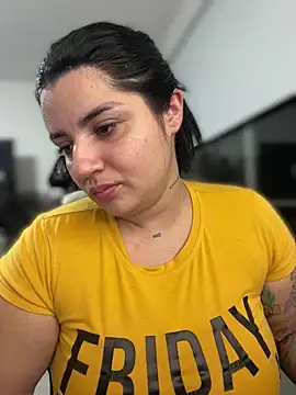Snapshot of horny_roomiess chatting on March 2025 01:19:01 AM horny roomiess online show from March 2025 01:19:01 AM