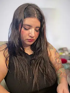 horny roomiess online show from April 2026 10:05:01 PM