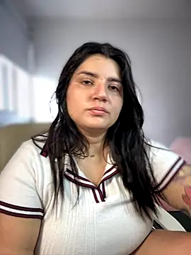 Snapshot of horny_roomiess chatting on October 2025 08:54:01 PM horny roomiess online show from October 2025 08:54:01 PM