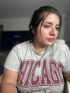 Snapshot of horny_roomiess chatting on March 2025 12:17:02 AM horny roomiess online show from March 2025 12:17:02 AM