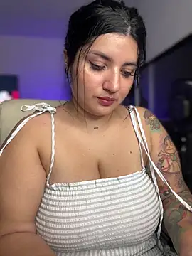 Snapshot of horny_roomiess chatting on March 2025 12:55:02 AM horny roomiess online show from March 2025 12:55:02 AM