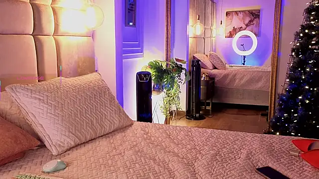 Victoria-Harper online show from December 2025 09:47:02 AM