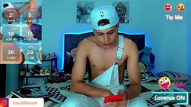 Snapshot of Liamscott_ chatting on November 2025 09:15:01 PM Liamscott online show from November 2025 09:15:01 PM