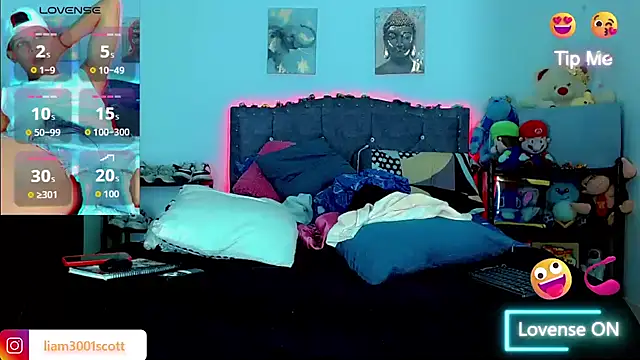 Snapshot of Liamscott_ chatting on November 2025 10:54:01 PM Liamscott online show from November 2025 10:54:01 PM