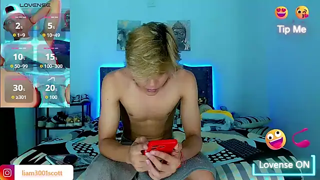 Snapshot of Liamscott_ chatting on November 2025 06:09:01 PM Liamscott online show from November 2025 06:09:01 PM