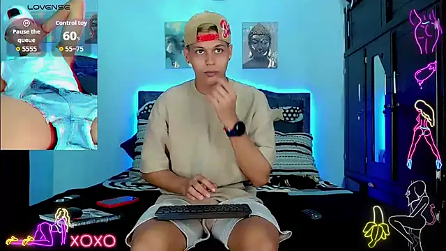 Liamscott  online show from October 2025 01:50:02 AM