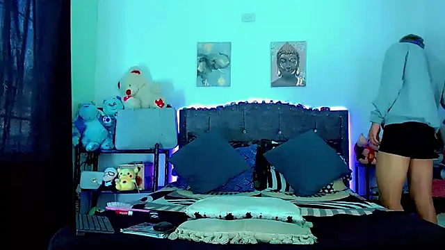 Liamscott  online show from March 2026 08:14:02 PM