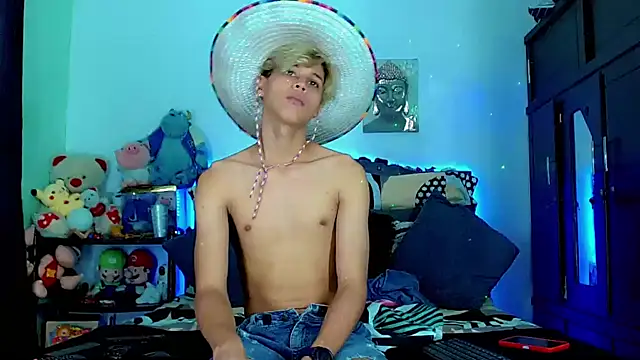 Snapshot of Liamscott_ chatting on October 2025 08:05:01 PM Liamscott online show from October 2025 08:05:01 PM