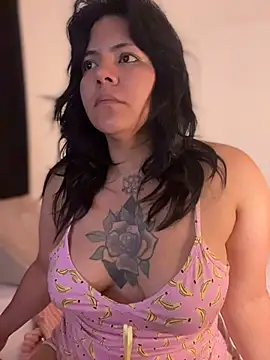 JulianaCastillo online show from April 2026 09:33:01 AM