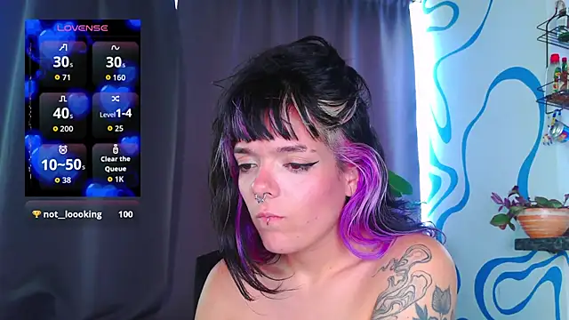 Snapshot of purple_em69 chatting on September 2025 06:06:01 PM purple em69 online show from September 2025 06:06:01 PM