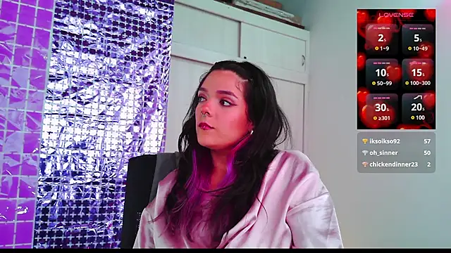 Snapshot of purple_em69 chatting on March 2025 01:59:02 PM purple em69 online show from March 2025 01:59:02 PM