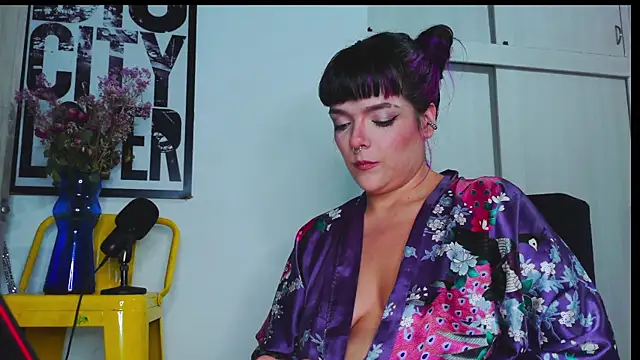 purple em69 online show from May 2026 05:44:02 AM