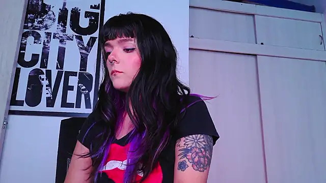 purple em69 online show from February 2026 07:45:02 PM