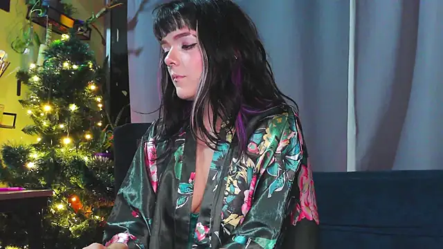 purple em69 online show from December 2025 04:22:02 AM