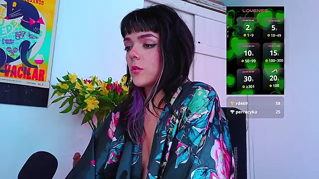 Snapshot of purple_em69 chatting on March 2025 04:23:02 PM purple em69 online show from March 2025 04:23:02 PM