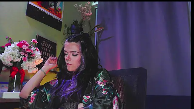 purple em69 online show from February 2026 04:58:01 AM