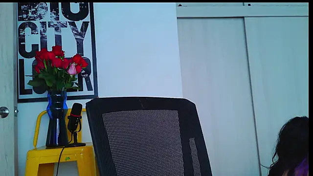 purple em69 online show from April 2026 04:55:02 PM