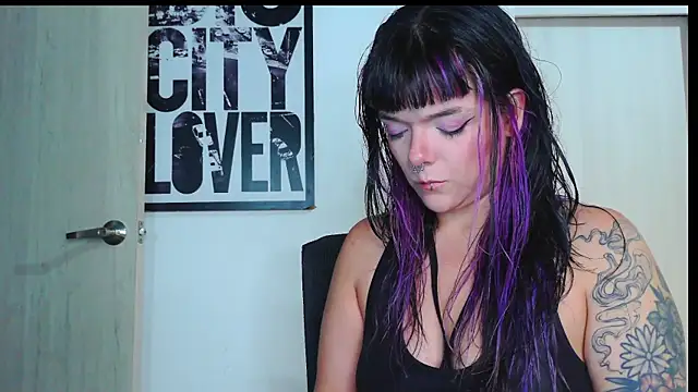 purple em69 online show from April 2026 04:51:01 AM