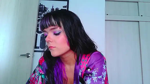 Snapshot of purple_em69 chatting on September 2025 05:25:01 PM purple em69 online show from September 2025 05:25:01 PM