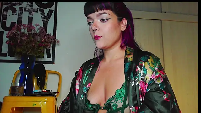 purple em69 online show from May 2026 06:06:02 AM