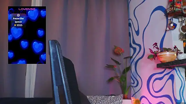 Snapshot of purple_em69 chatting on September 2025 06:01:02 AM purple em69 online show from September 2025 06:01:02 AM