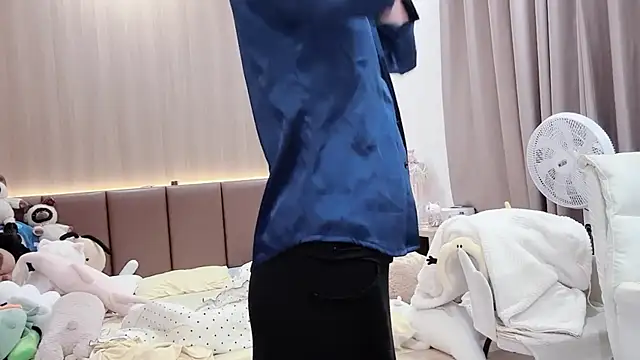 Jennie Spa online show from December 2025 02:34:01 PM