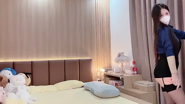 Jennie Spa online show from October 2025 03:35:02 PM