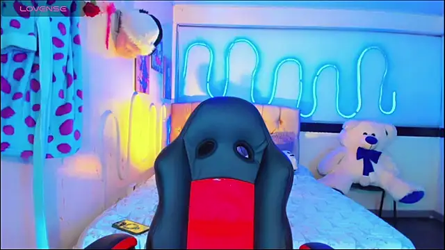 Jessica smith 1 online show from February 2026 11:18:02 AM