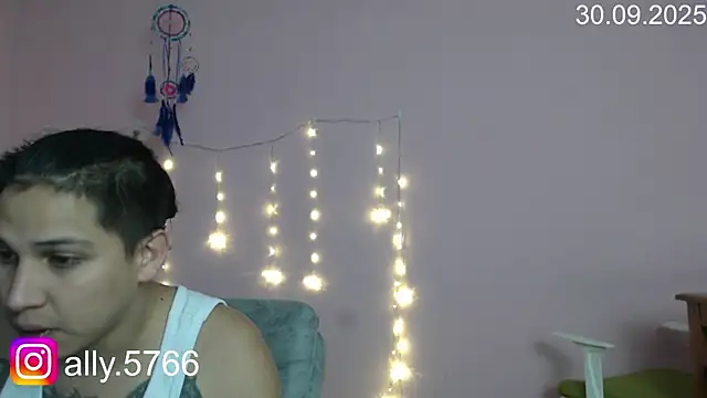 CoreAlejito online show from October 2025 12:27:01 AM