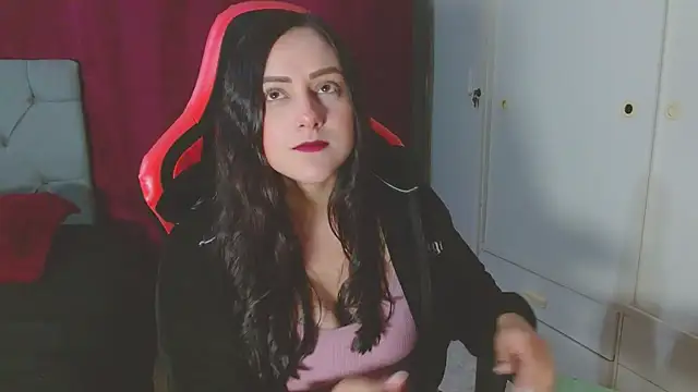 Noamartin  online show from December 2025 12:22:01 AM