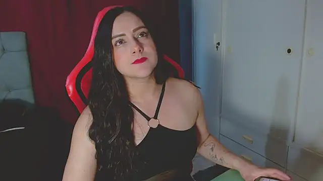 Noamartin  online show from February 2026 10:42:01 PM