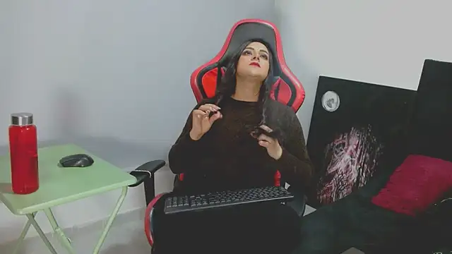 Noamartin  online show from April 2026 03:42:02 AM