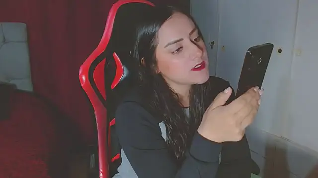 Noamartin  online show from January 2026 11:20:01 PM