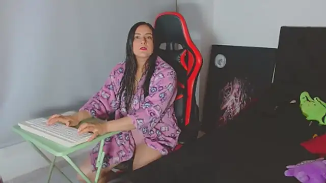 Noamartin  online show from March 2026 12:27:01 AM