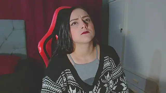 Noamartin  online show from December 2025 11:05:02 PM