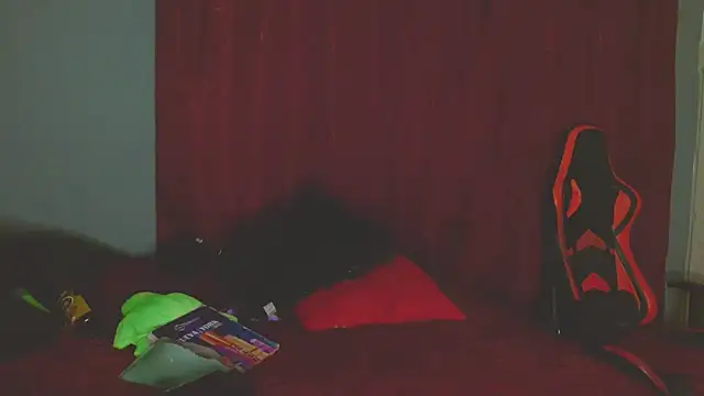 Noamartin  online show from March 2025 12:32:02 AM